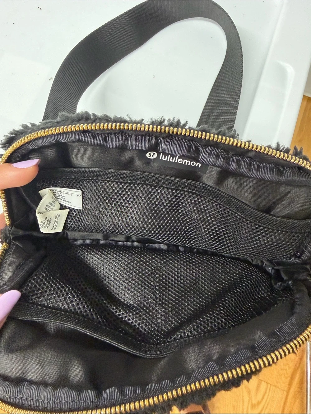 Lululemon Black Sherpa Belt Bag